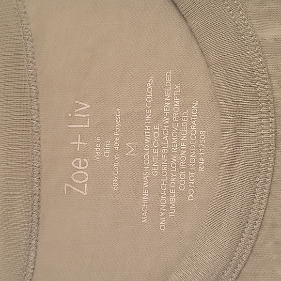 ZOE + LIV T-SHIRT - Picture 3 of 3